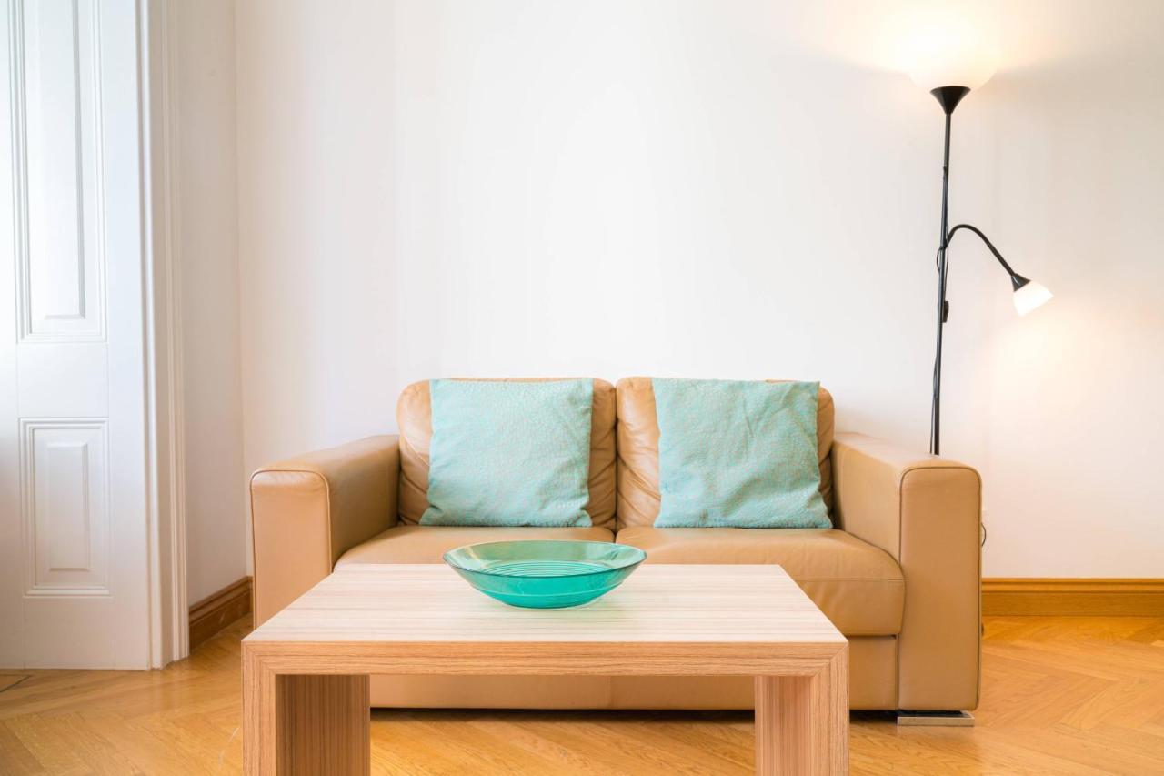 Aparthotel Residence, Hall - Parliament Viena